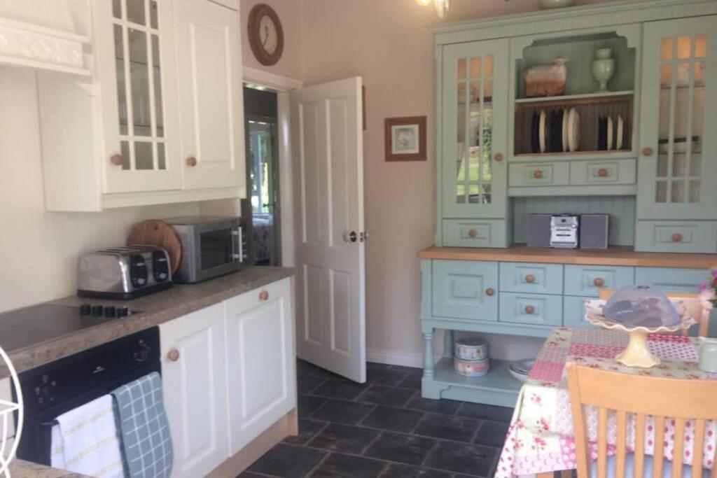 אניסקילן Rhubarb Cottage מראה חיצוני תמונה